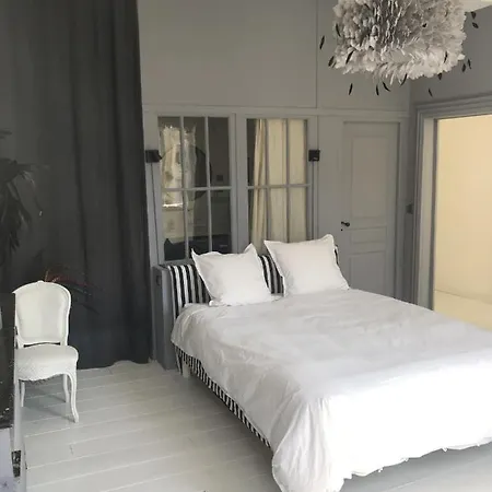 Maison Matejewski D'hotes Avec Jardin ブライ・エ・サン・リュス