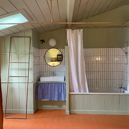 Maison Matejewski D'hotes Avec Jardin 2* Blaye